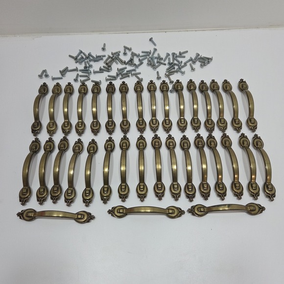 35 AMEROCK PULL HANDLES 735-1 WITH SCREWS - Picture 2 of 12